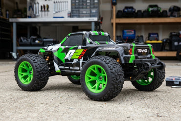 Quantum2 MT Flux 1/10th Monster Truck - Green