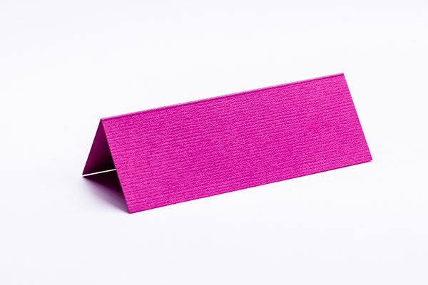 Bordkort 10x7cm cerise tekstureret 10stk.