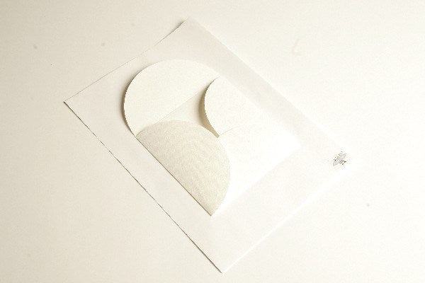 R. E. foldekuvert 160g 14x14cm hvid