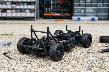 1/10 R/C M-07 Concept Chassis Kit