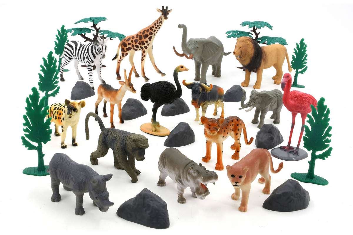 Wild animals 30pcs in 3,2L bucket