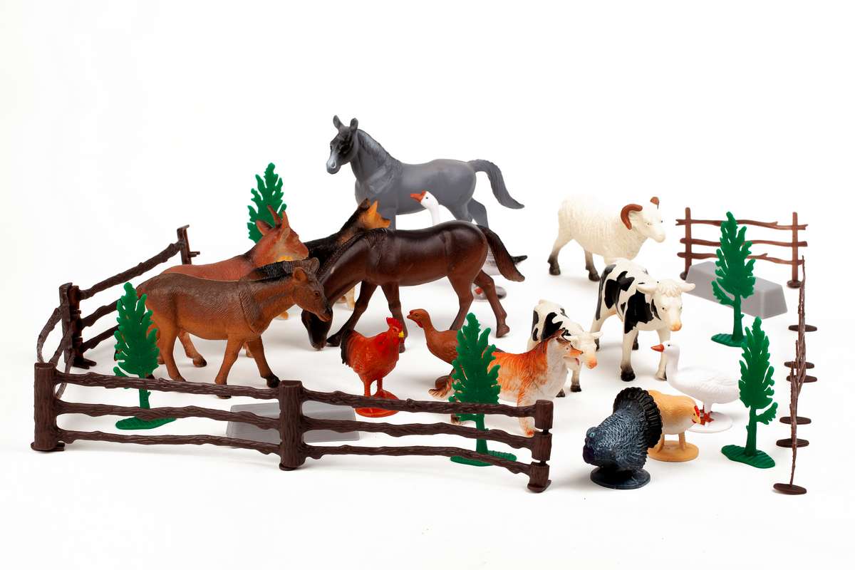 Farm animals 30pcs in 3,2L bucket