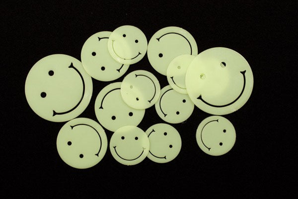 Glow-in-the-dark Smileys 14stk. ass. i blister 