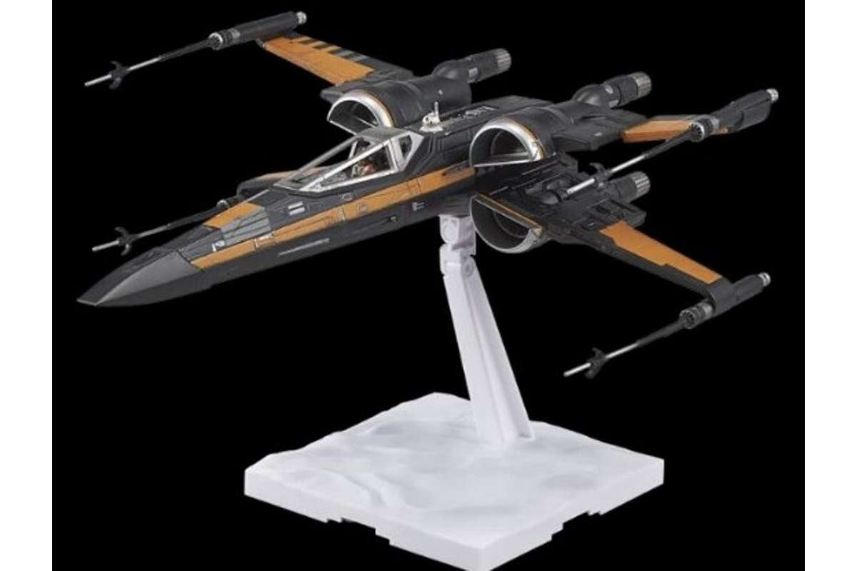 Poe's X-Wing Fighter (Bandai) 1:72