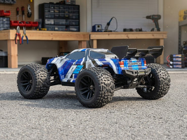 Quantum2 XT 1/10th Stadium Truck - Blue