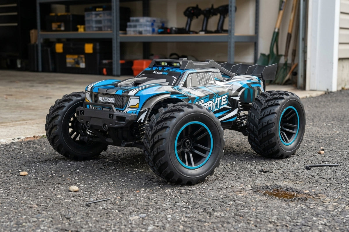 Spryte ST 1/20 4WD Electric Stadium Truck - Blue
