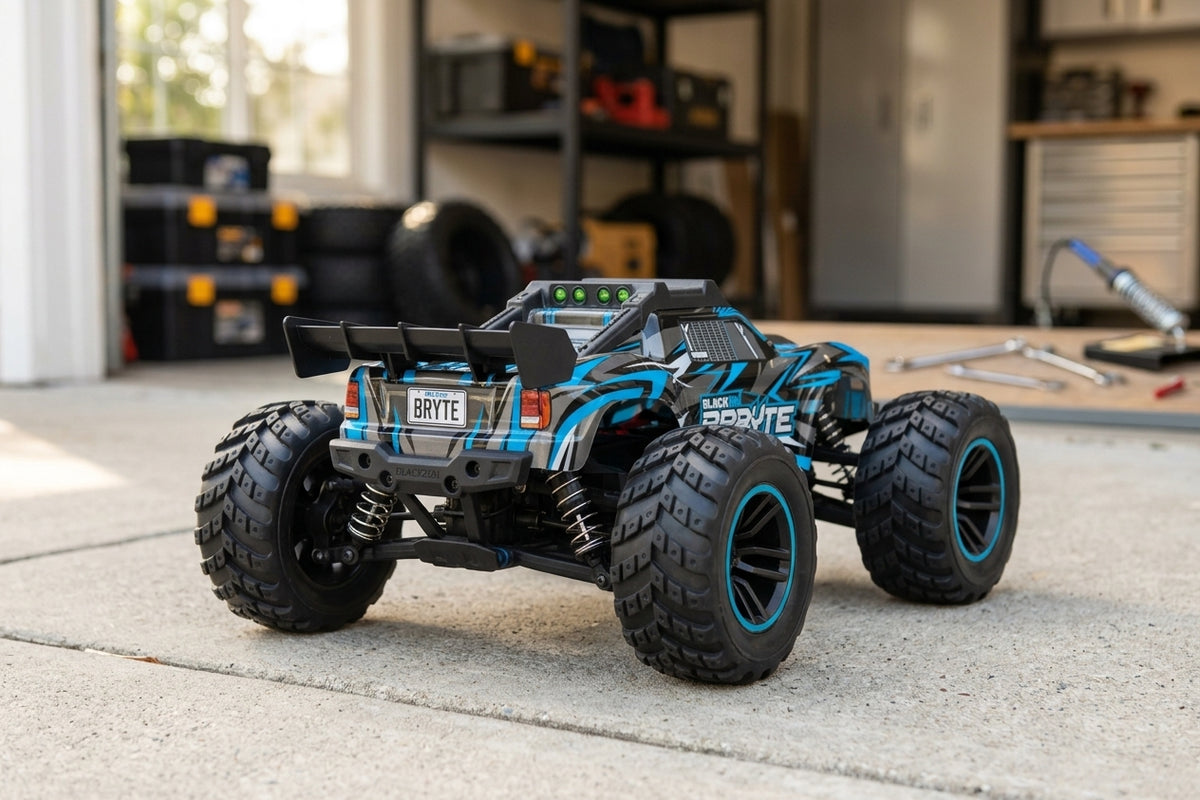 Spryte ST 1/20 4WD Electric Stadium Truck - Blue