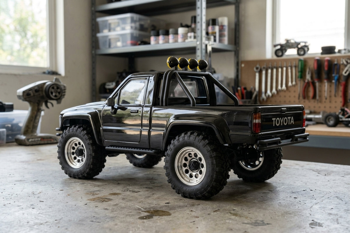 Venture18 Toyota Hilux SR5 - Black